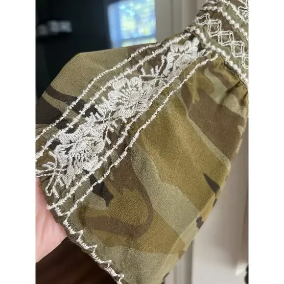 JOHNNY WAS Workshop 100% Silk Ciro Camo Embroidered Flare Sleeve Tunic Blouse - Picture 7 of 15